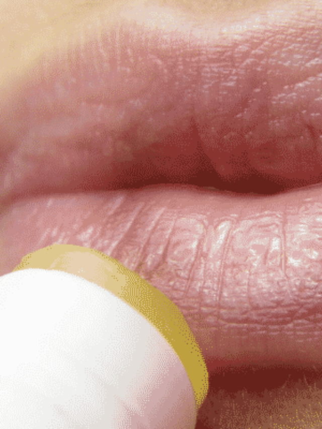 Labios hidratados com lip balm refrecante