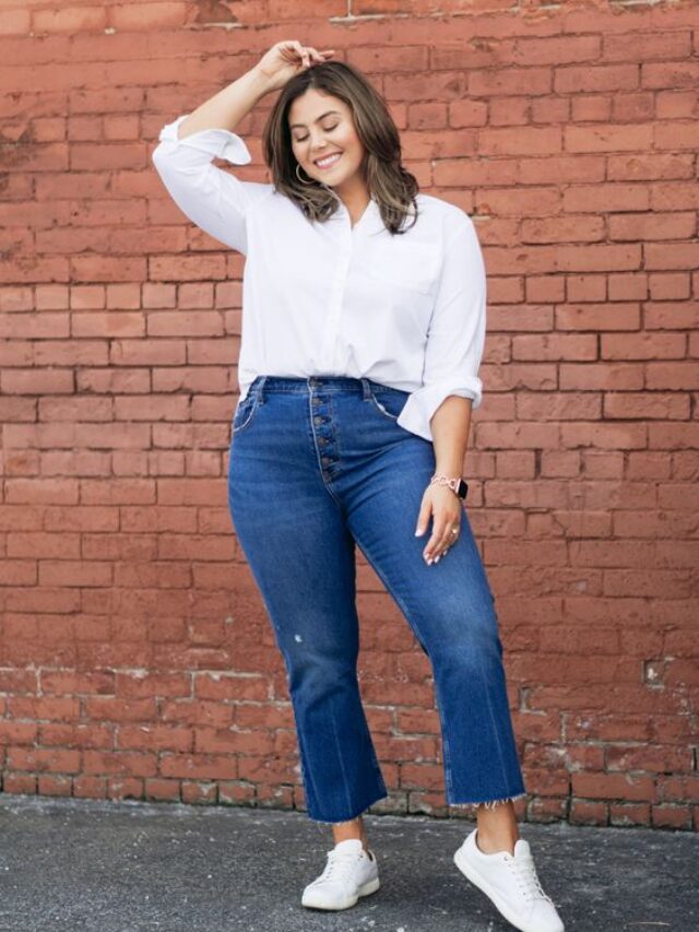 calça cropped e camisa branca