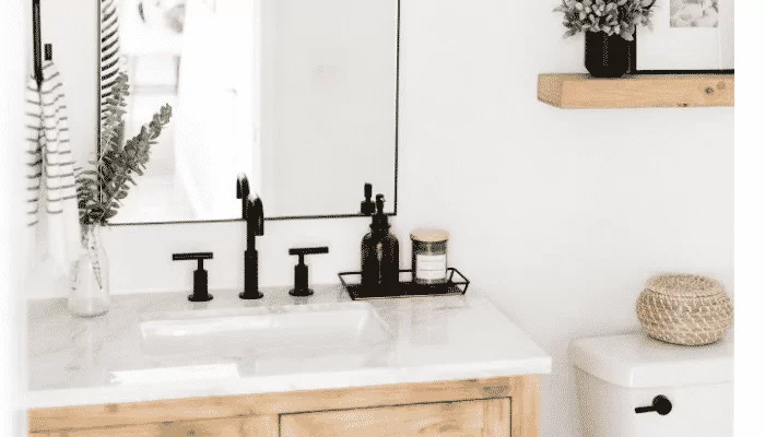 bancada de lavabo clean e organizada